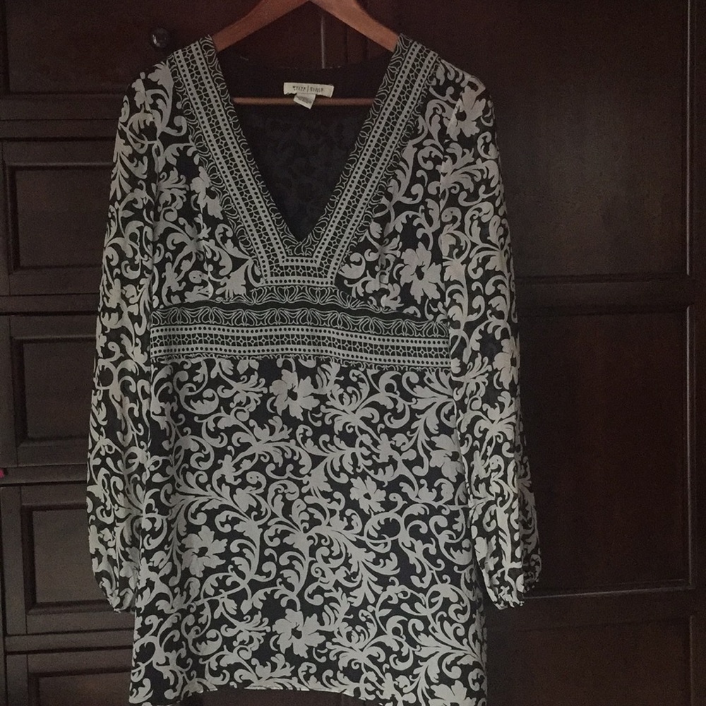 White House Black Market paisley tunic